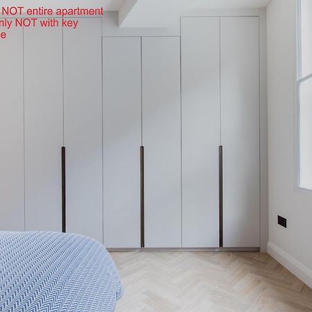 Modern Apartment & Rooms At Charing Cross London Kültér fotó