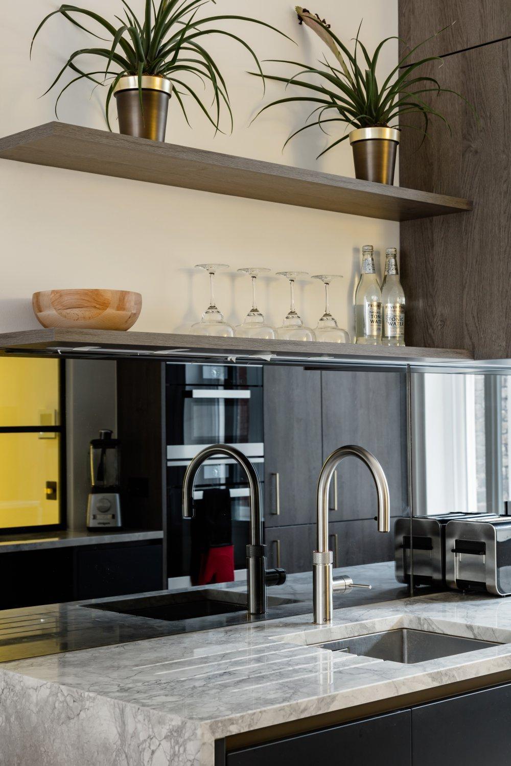 Modern Apartment & Rooms At Charing Cross London Kültér fotó