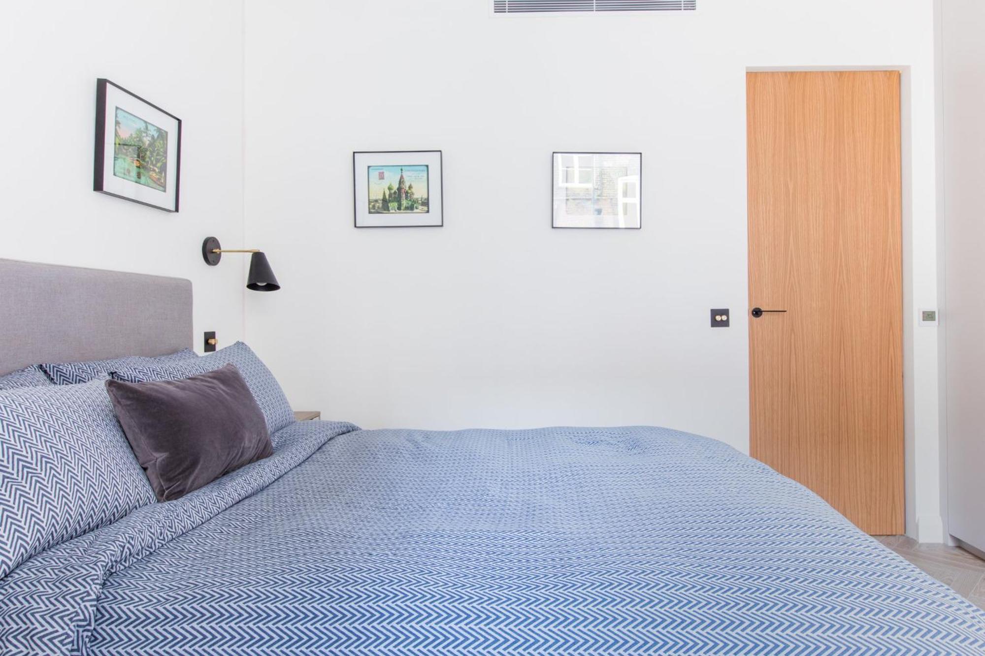 Modern Apartment & Rooms At Charing Cross London Kültér fotó